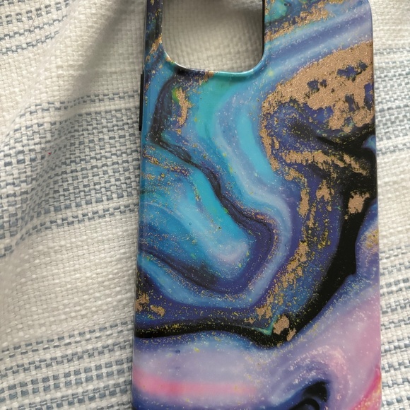 iPhone 12 Pro Cases - Picture 4 of 5